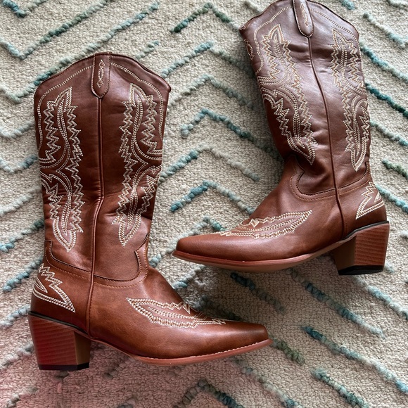 Never Worn Brown Cowgirl Boots - Picture 2 of 7